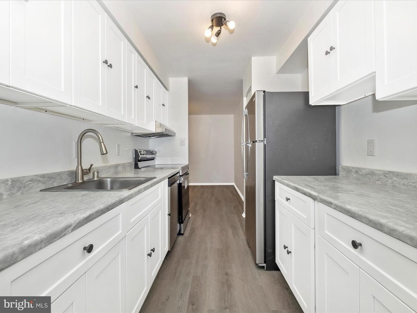 433 Christopher Avenue #91 photo 19