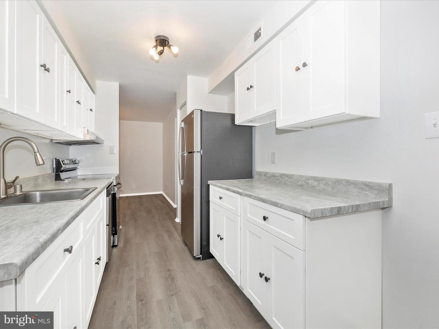 433 Christopher Avenue #91 photo 20