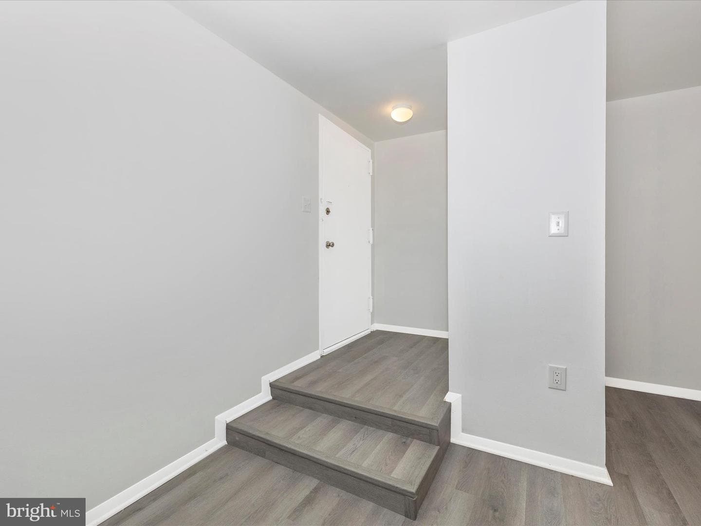 433 Christopher Avenue #91 photo 3