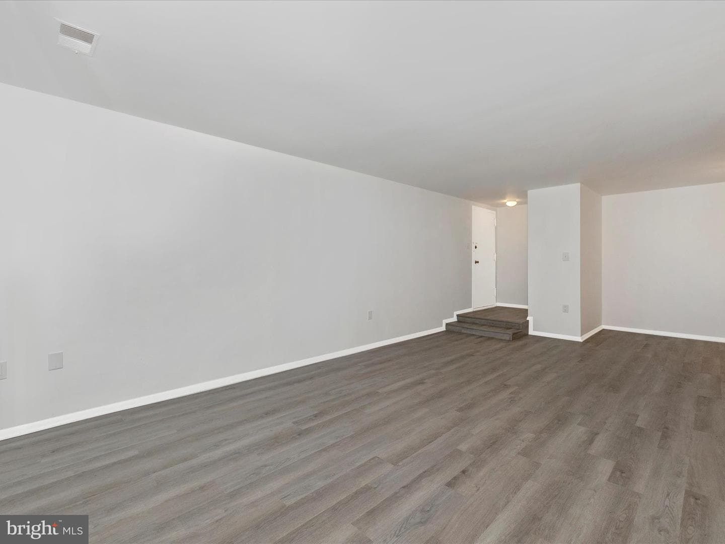 433 Christopher Avenue #91 photo 8