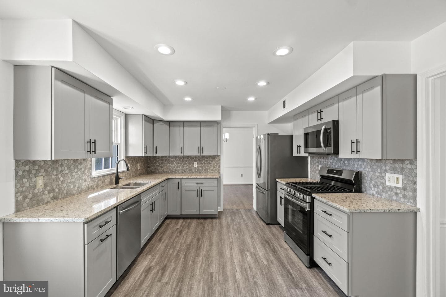 21 Brighton Drive photo 8