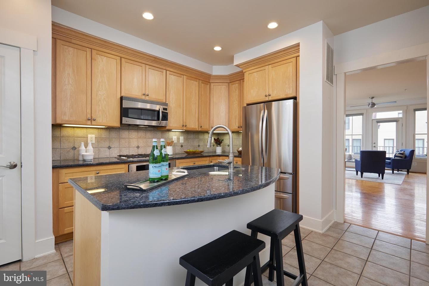 2734 Cassedy Street photo 19
