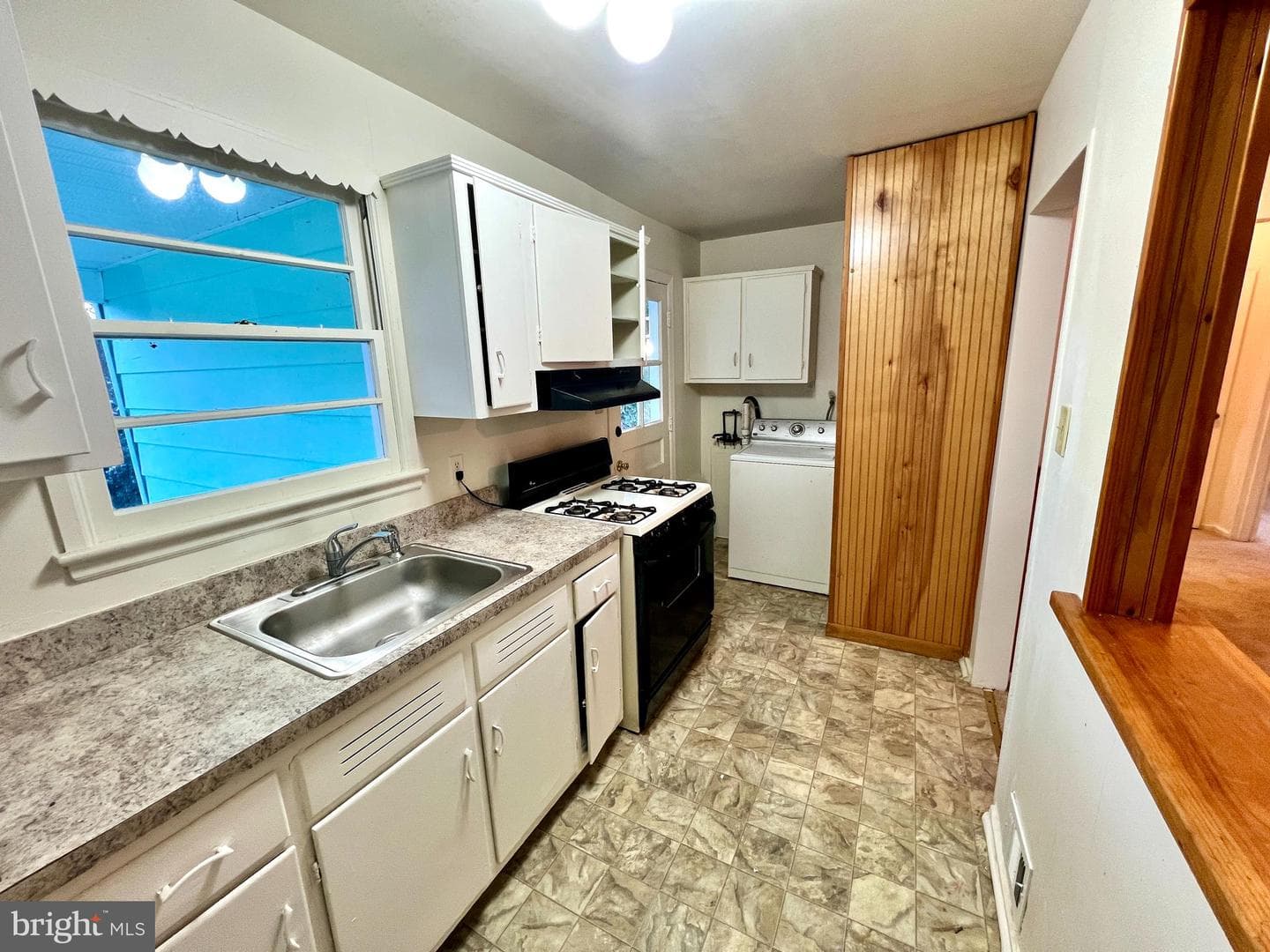 12104 Berry Street photo 10