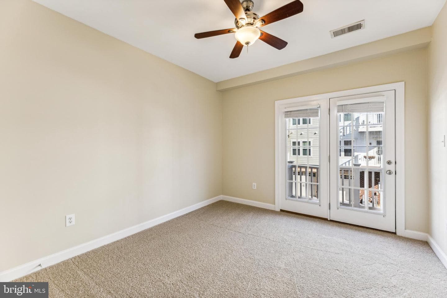 256 Urban Avenue #256 photo 11