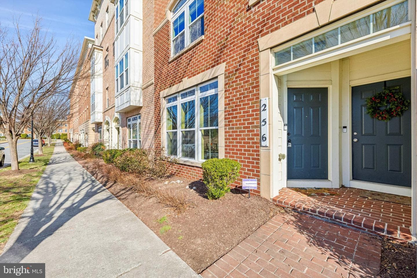 256 Urban Avenue #256 photo 3