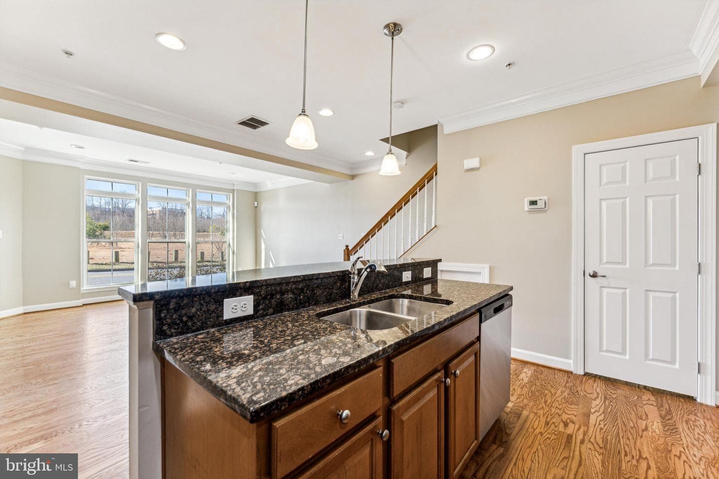 256 Urban Avenue #256 photo 9