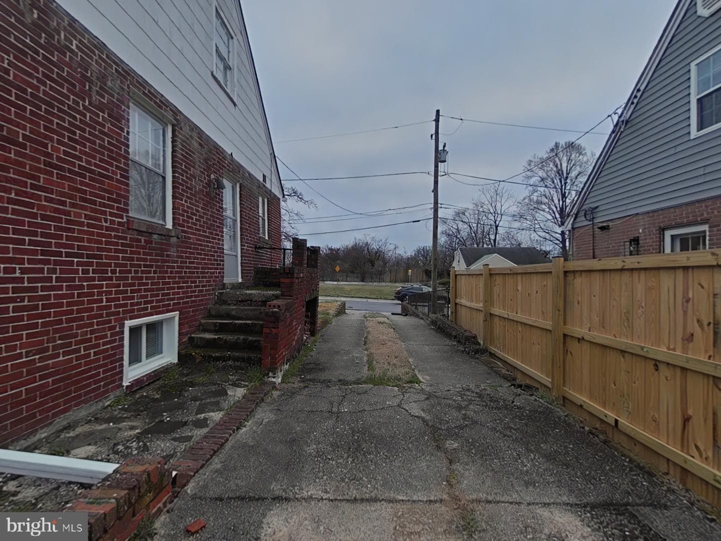 503 Stirling Road photo 15