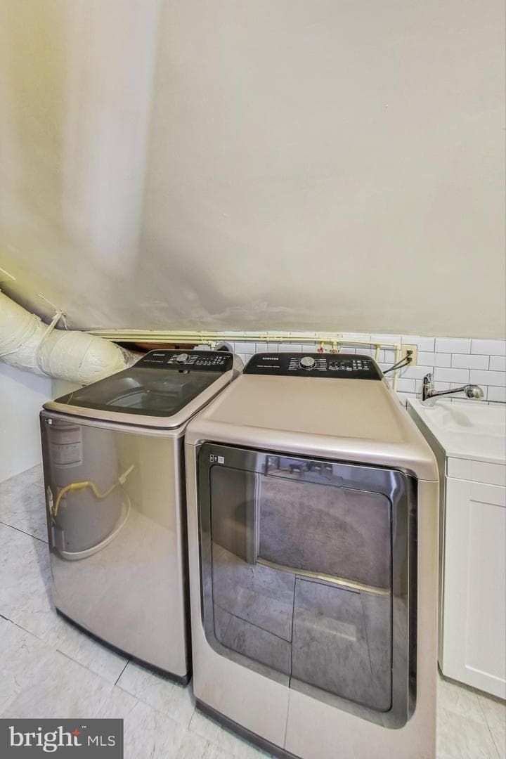 903 Robin Road photo 27