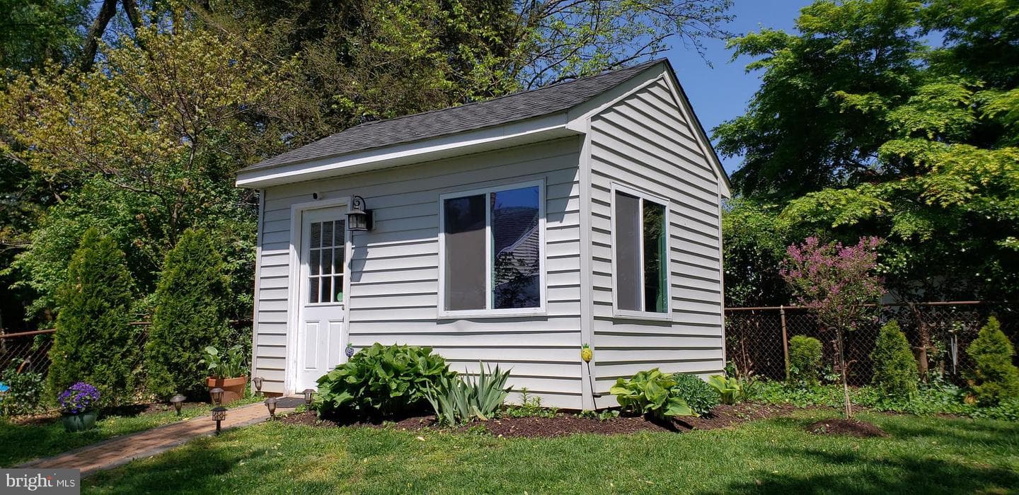 903 Robin Road photo 34