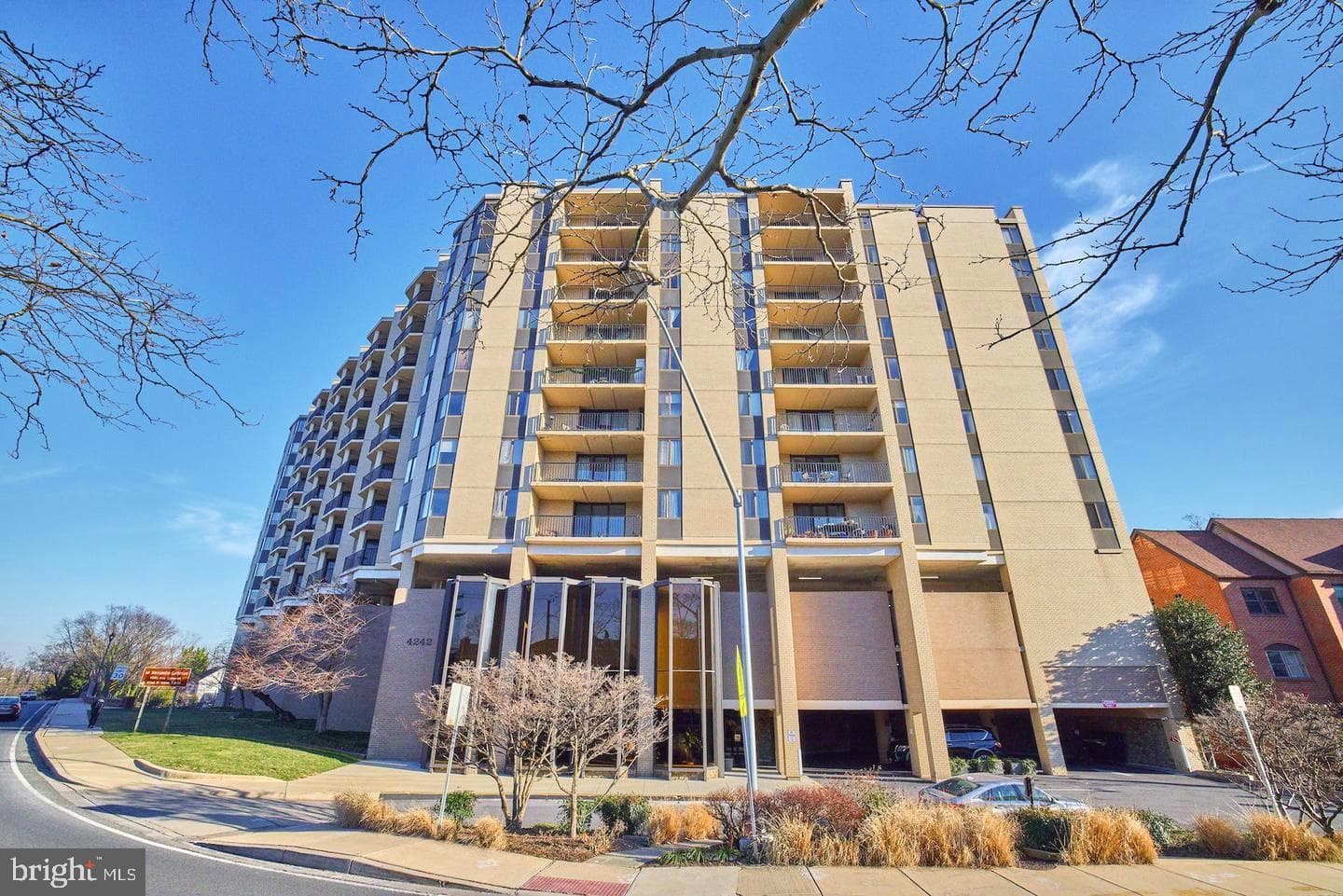 4242 East West Highway #902 photo 14