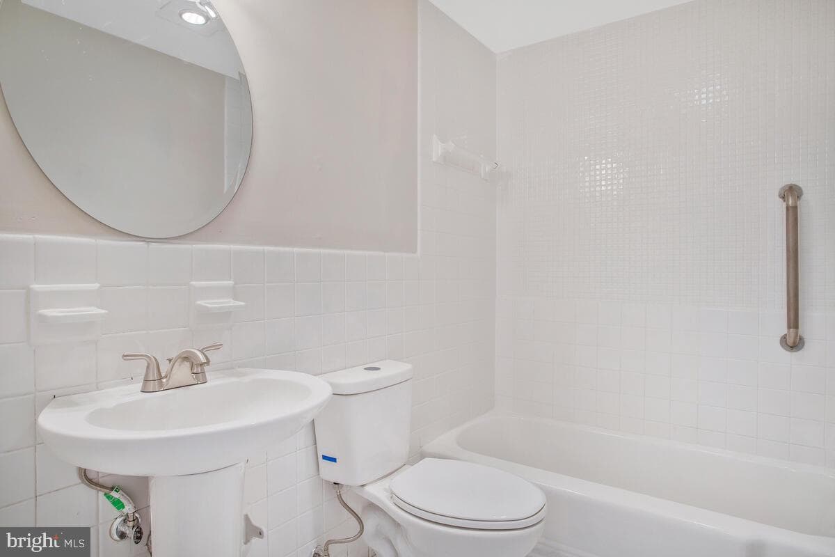 1900 Lyttonsville Road #1311 photo 14