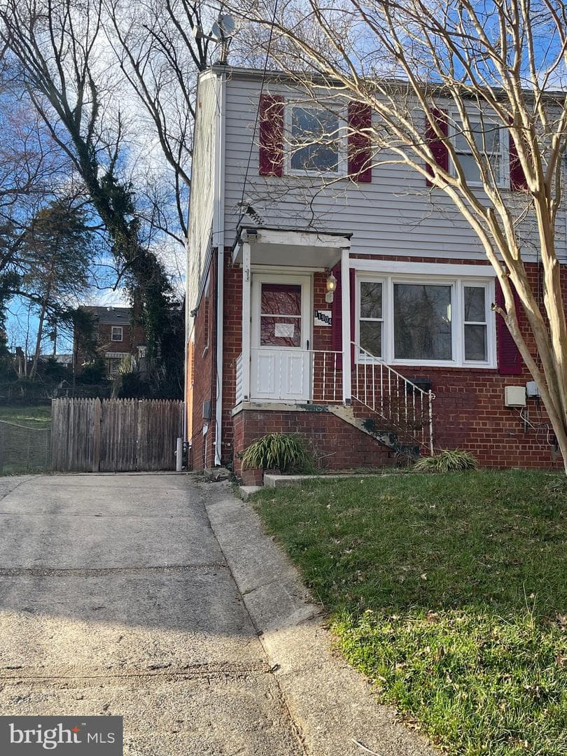 11904 Valleywood Drive photo 2