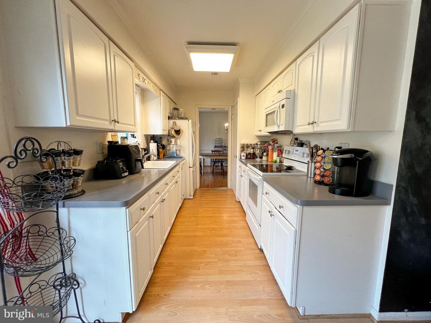 4921 Sunflower Drive photo 9