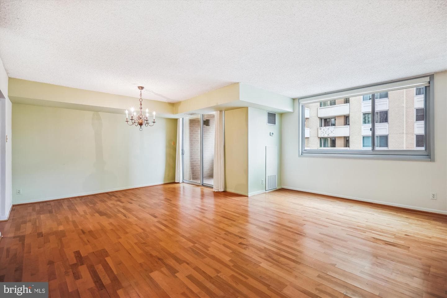 4601 N Park Avenue #903-C photo 4