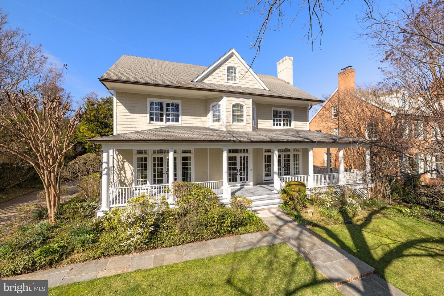 105 E Melrose Street photo 2