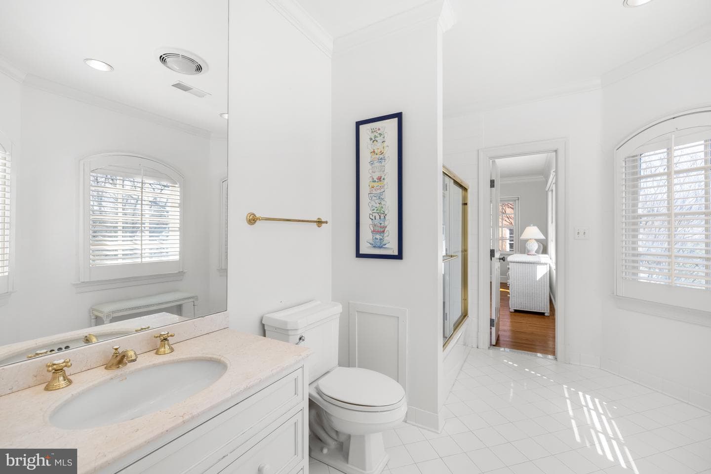 105 E Melrose Street photo 49
