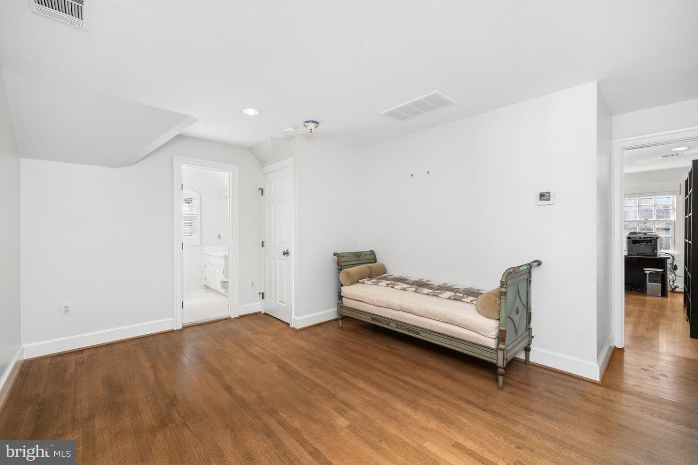 105 E Melrose Street photo 53