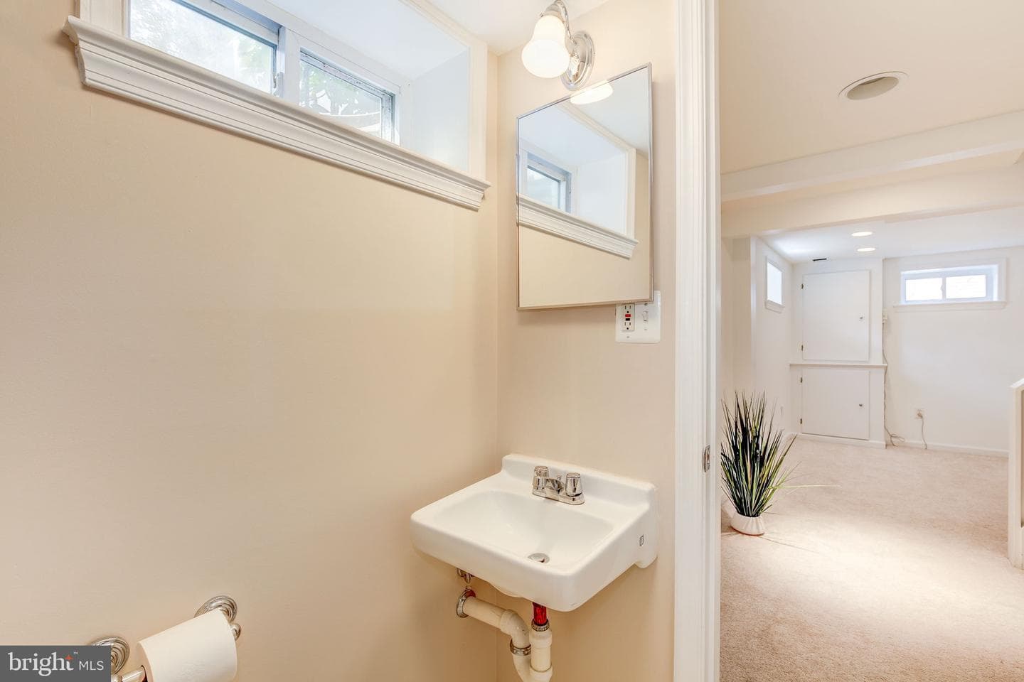 6317 Massachusetts Avenue photo 43