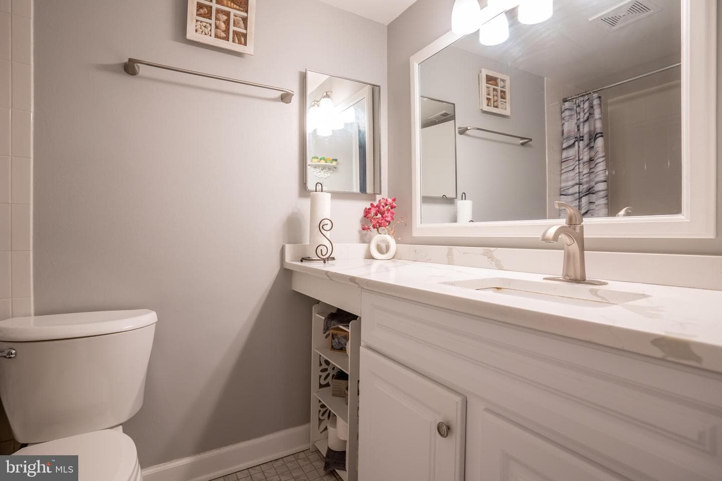 716 Quince Orchard Boulevard #102 photo 18