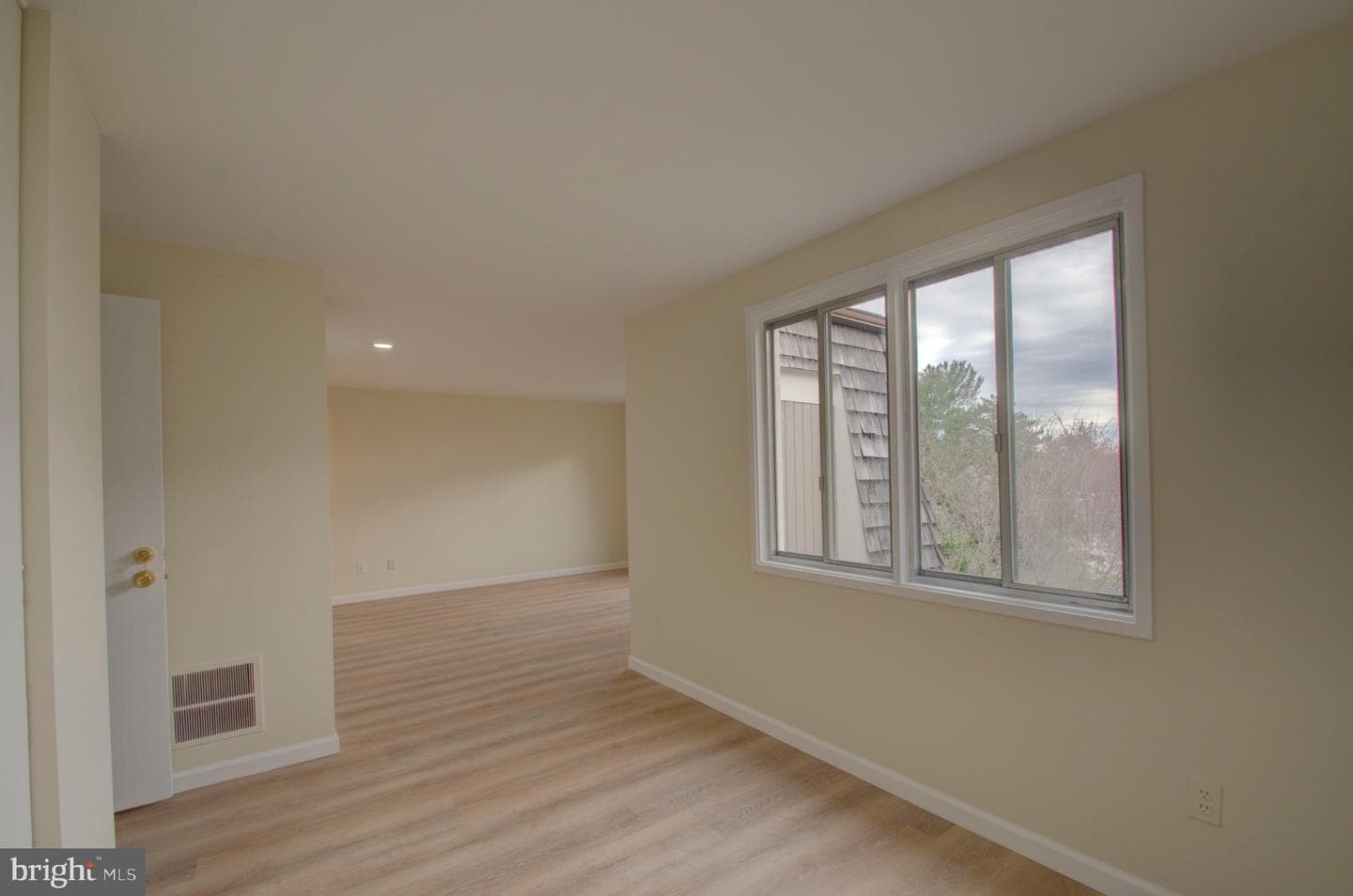 10508 Cambridge Court photo 13
