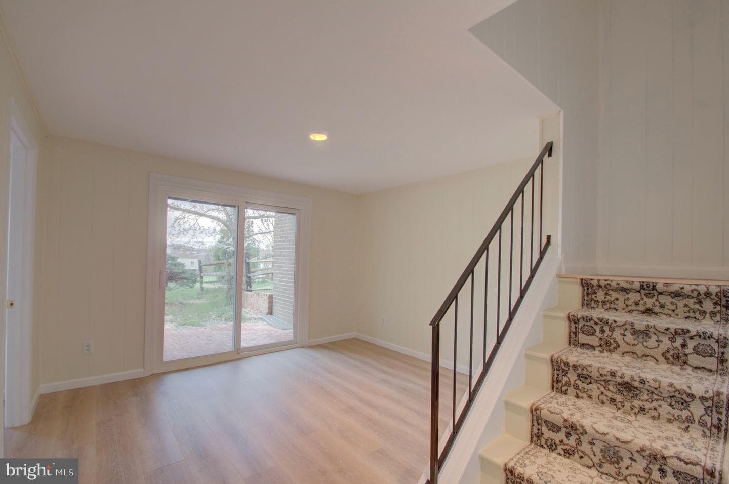 10508 Cambridge Court photo 30
