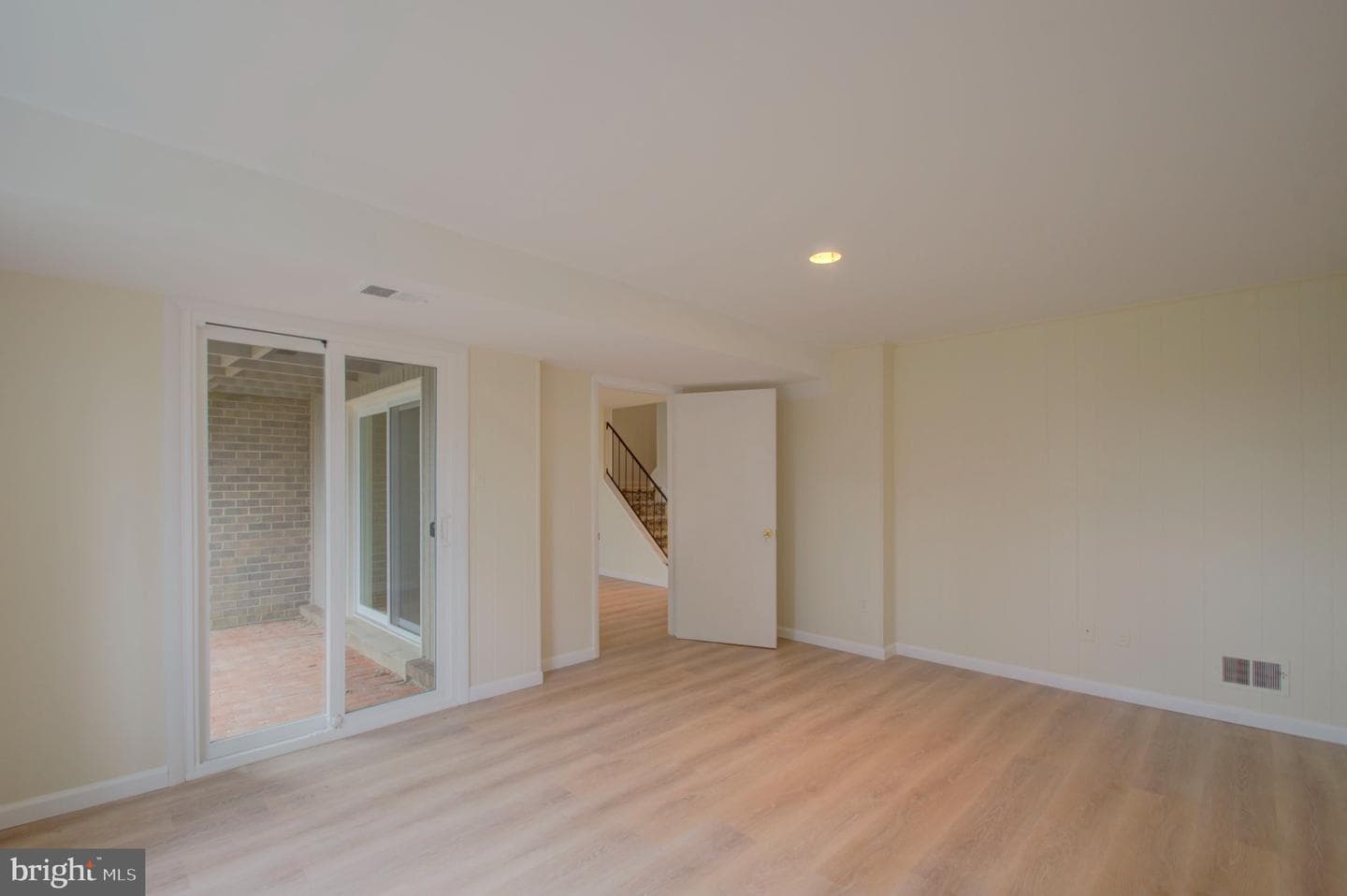 10508 Cambridge Court photo 33
