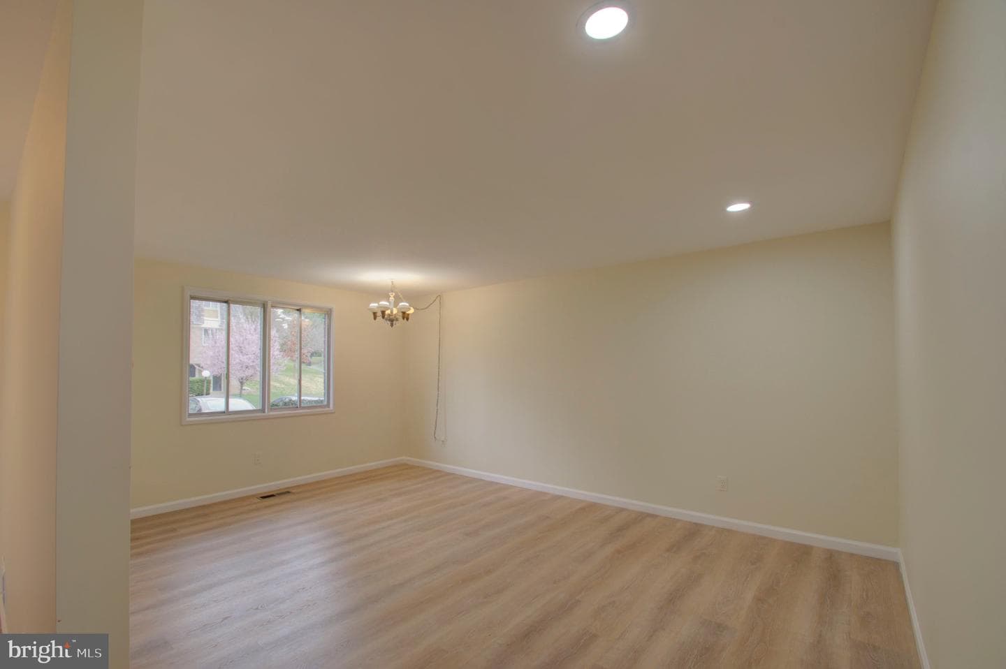 10508 Cambridge Court photo 4