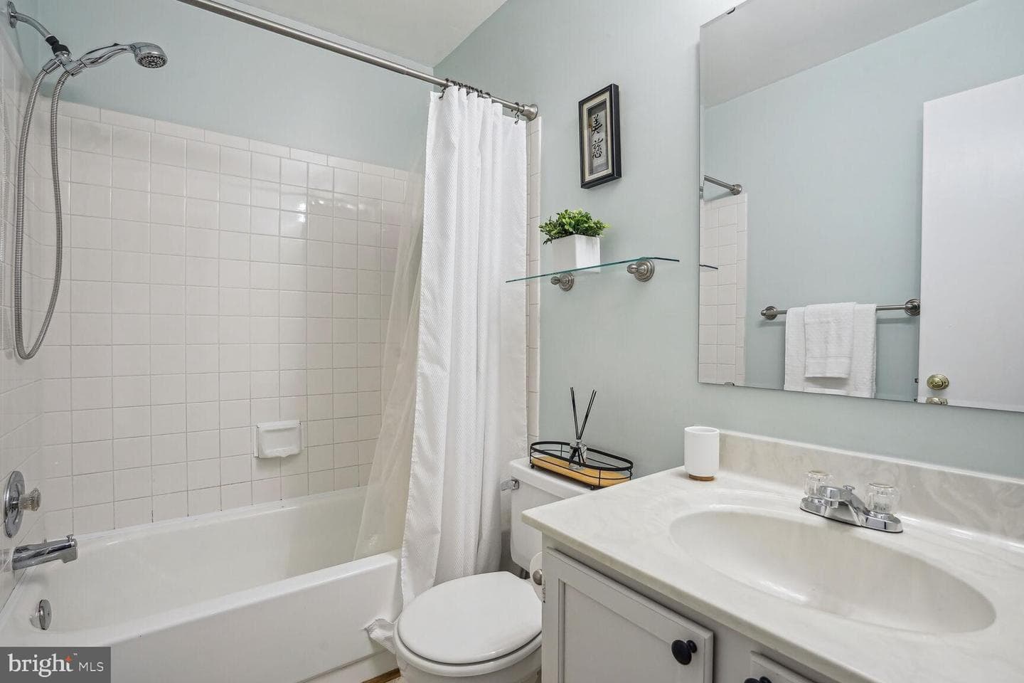 12914 Summer Hill Drive photo 23