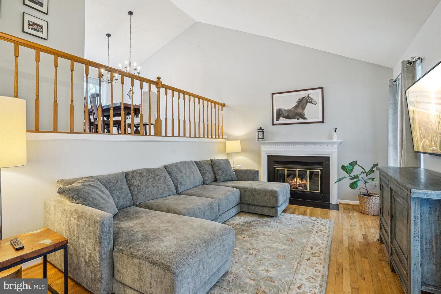 12914 Summer Hill Drive photo 4