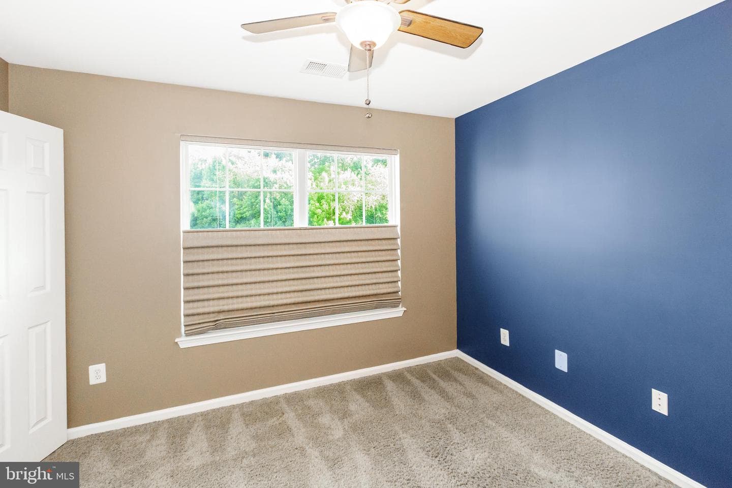 9613 Farmview Court photo 48