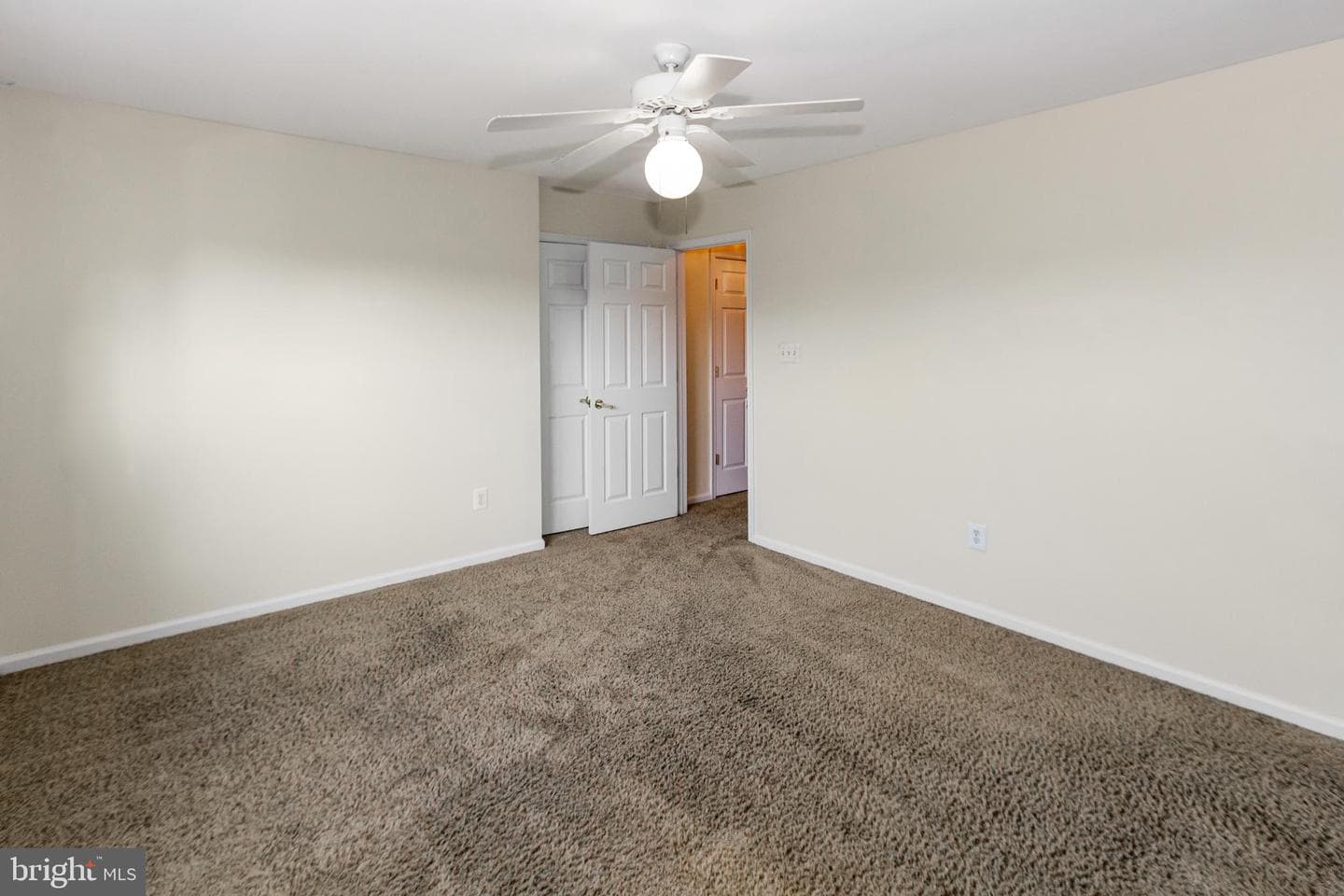 9613 Farmview Court photo 60
