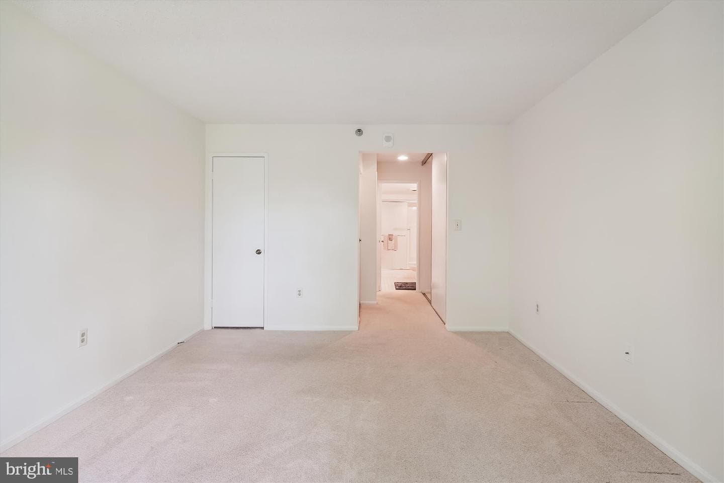 15100 Interlachen Drive #4-710 photo 22
