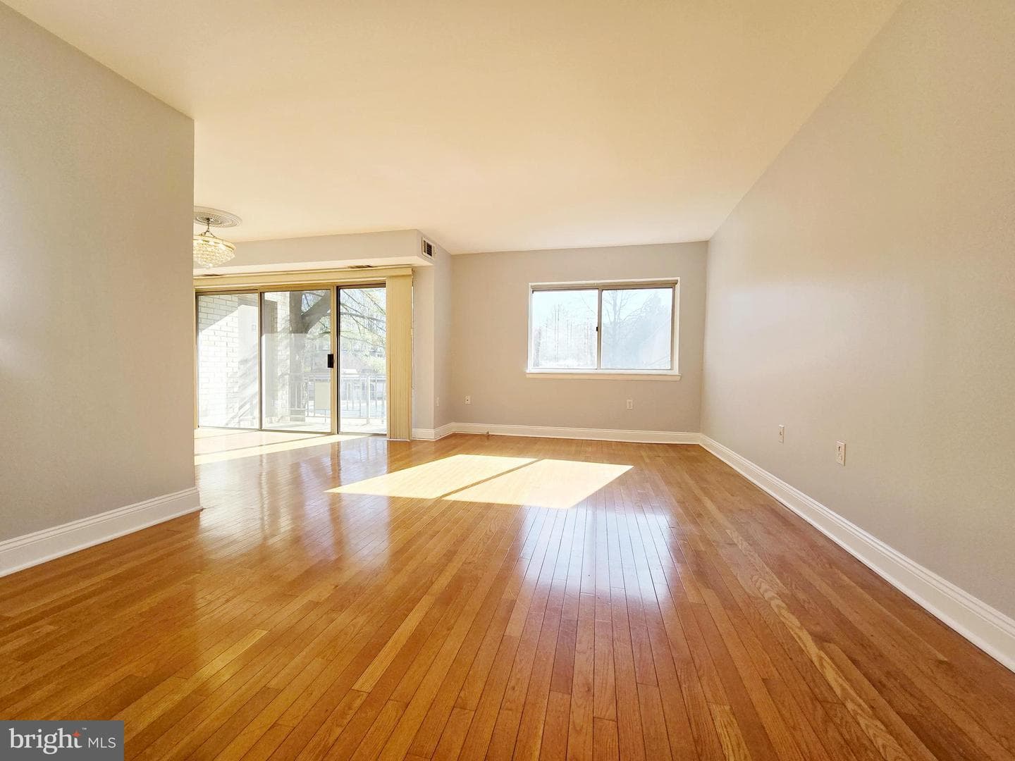 12301 Braxfield Court #370 photo 4