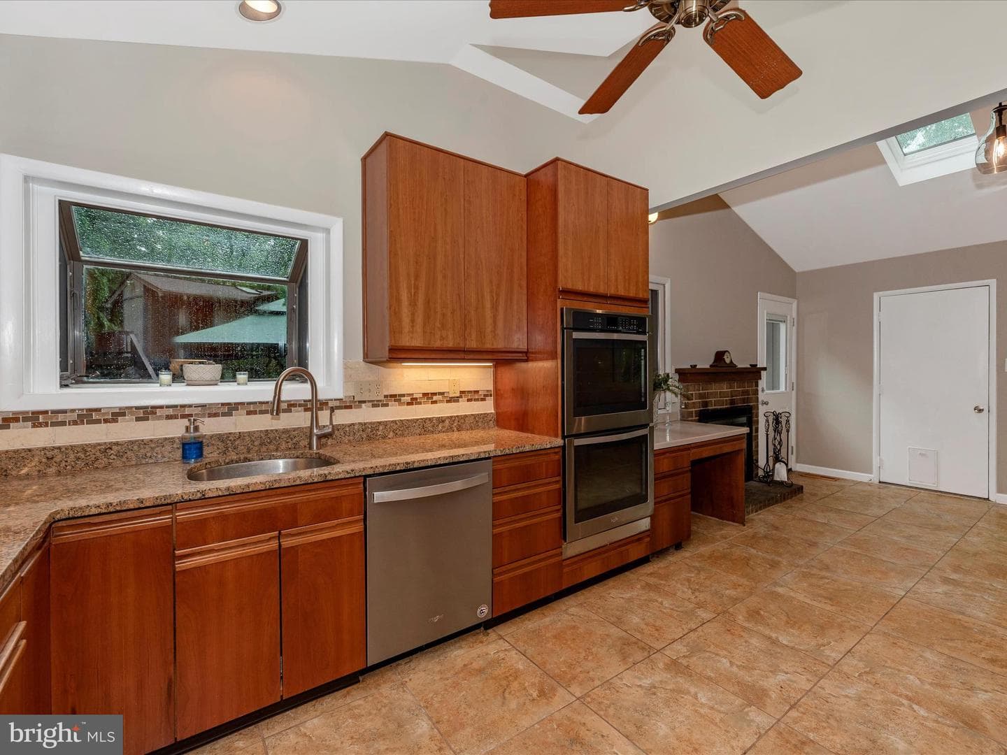 15005 Good Meadow Court photo 16