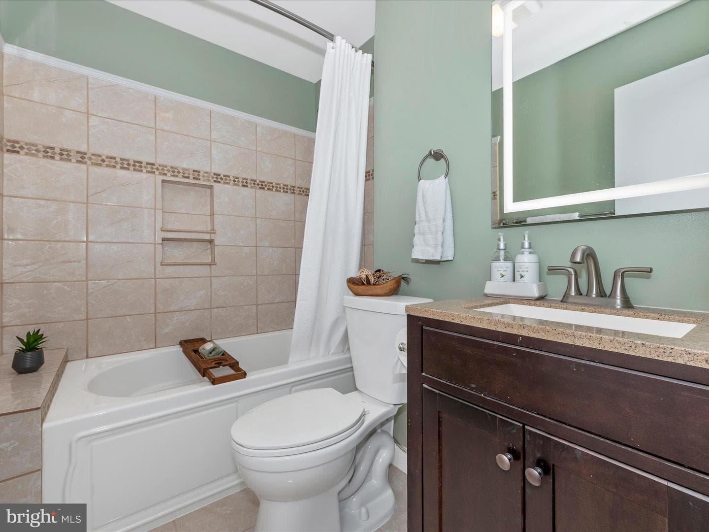 15005 Good Meadow Court photo 32