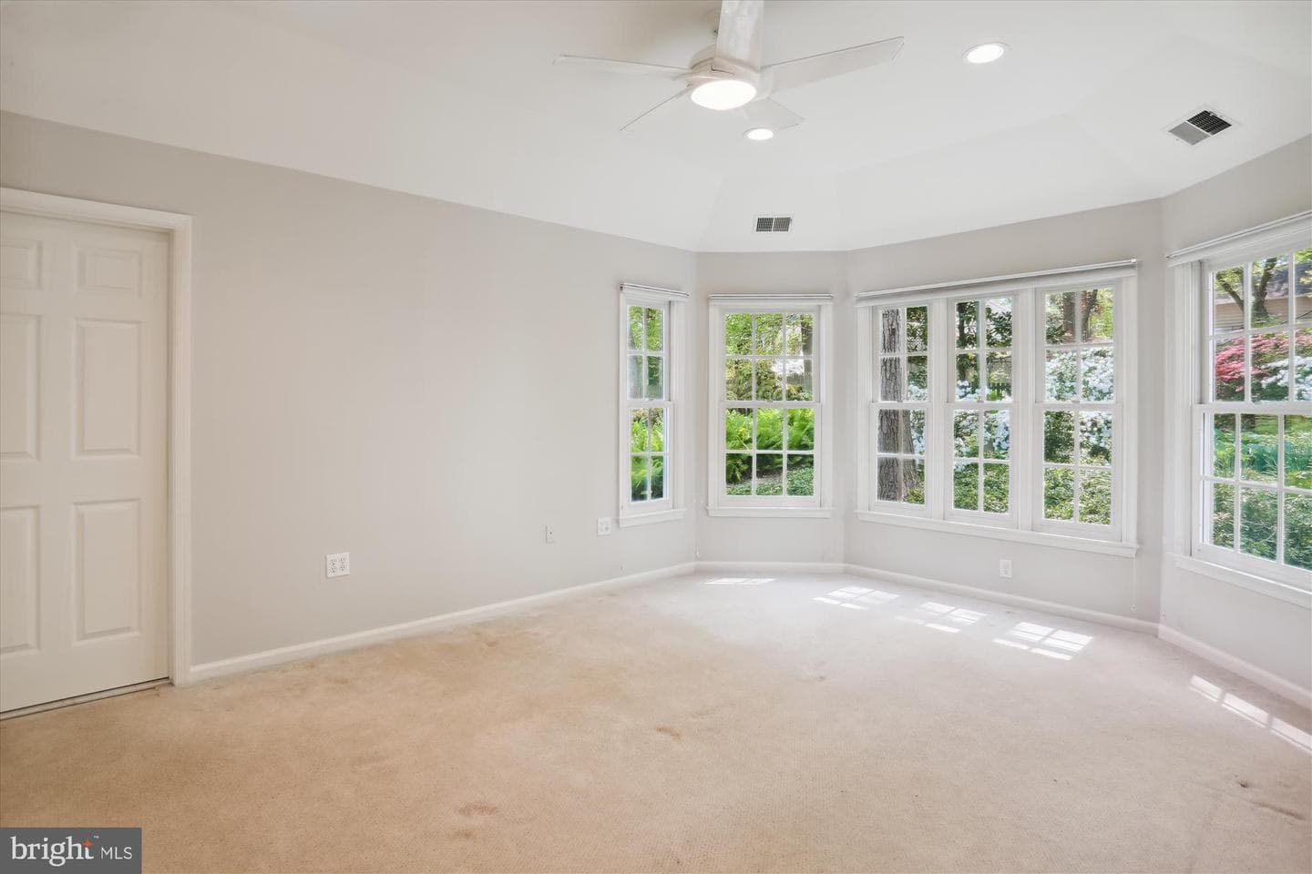 15305 Basswood Court photo 37