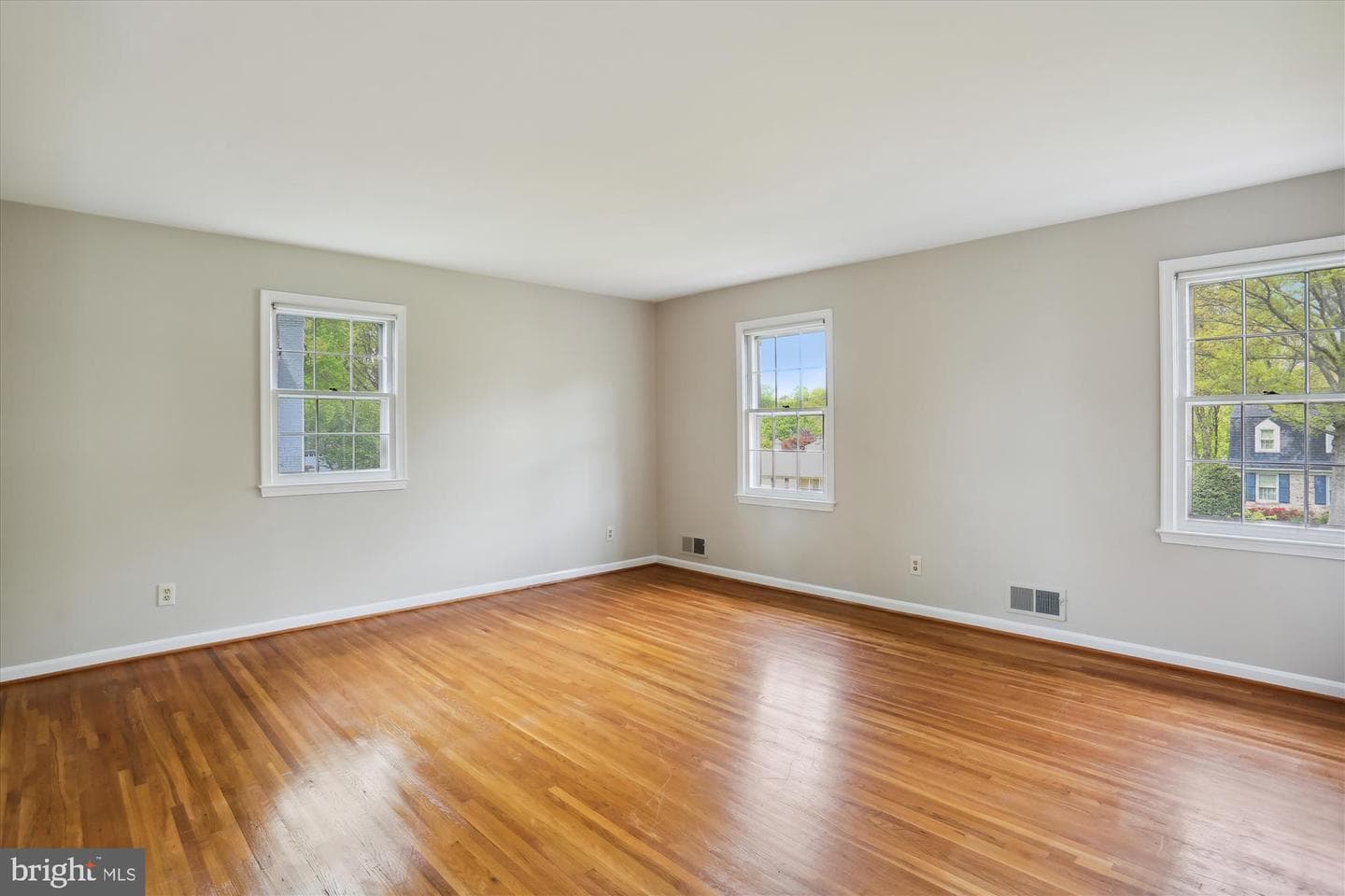 15305 Basswood Court photo 49