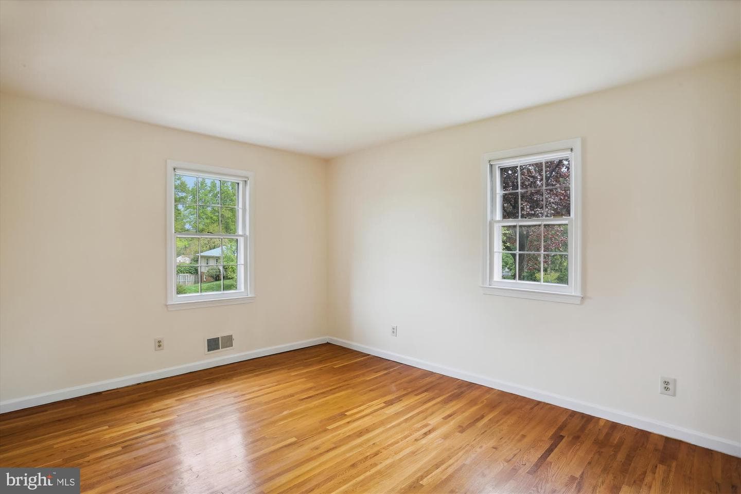15305 Basswood Court photo 59
