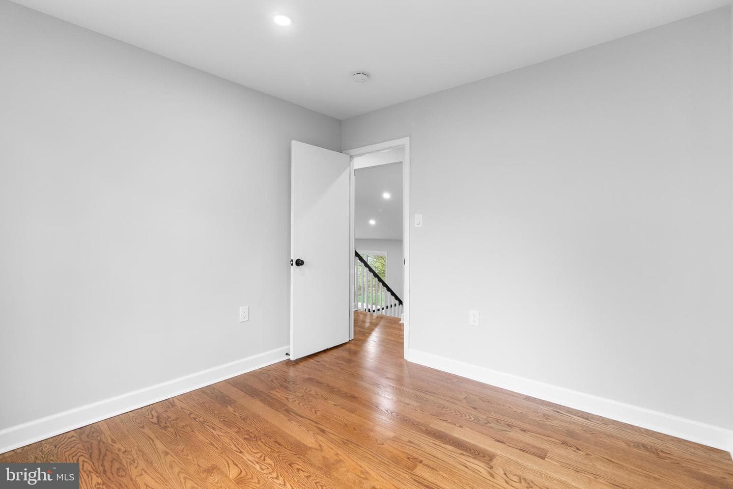 5 Harkness Court photo 37