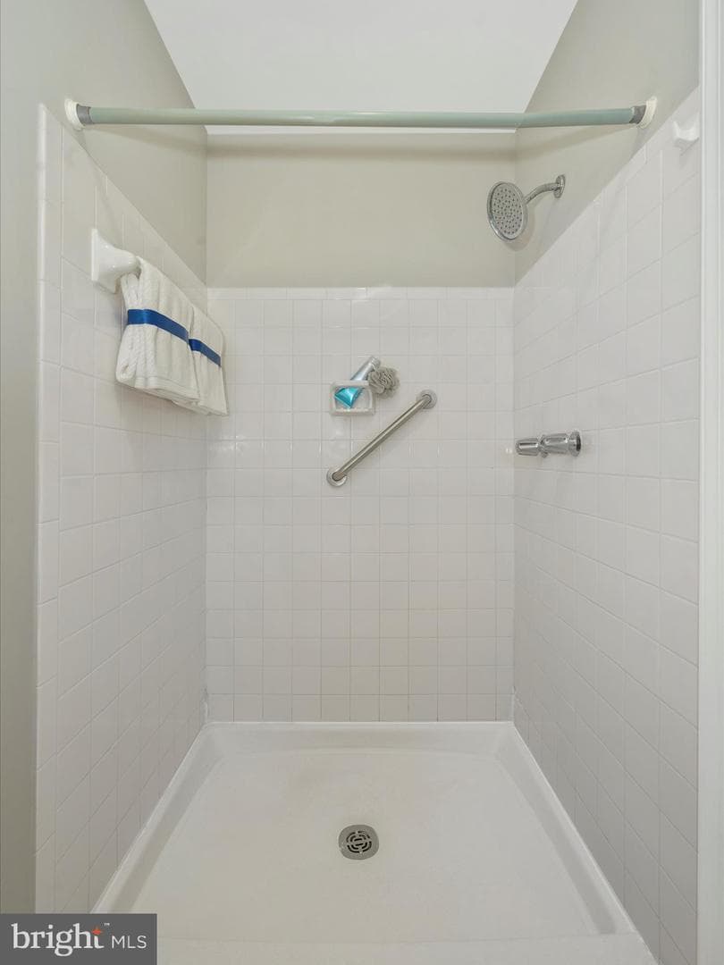 10016 Dellcastle Road photo 28