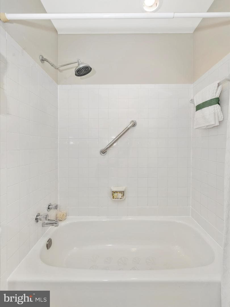 10016 Dellcastle Road photo 35