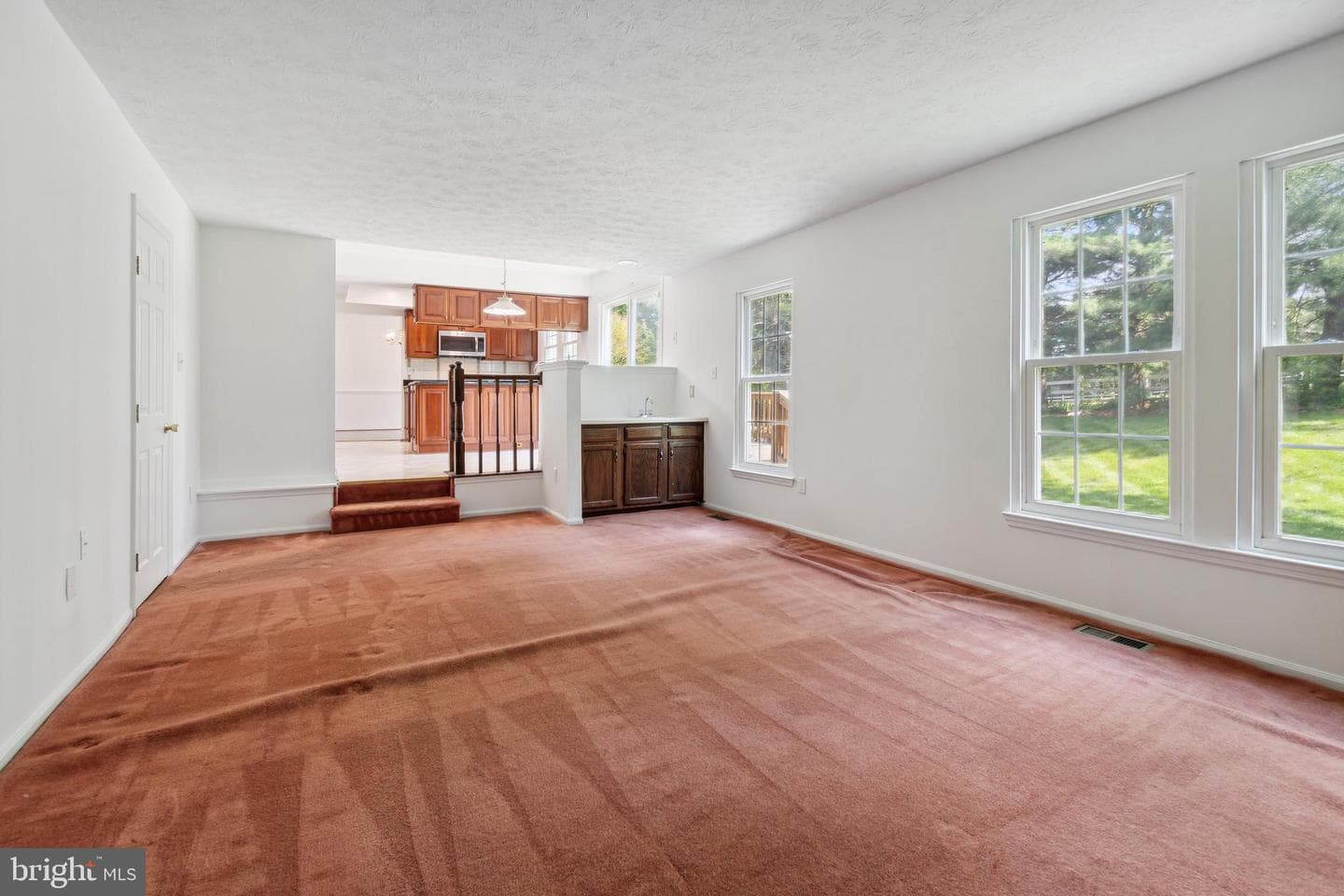 121 Bookham Lane photo 16