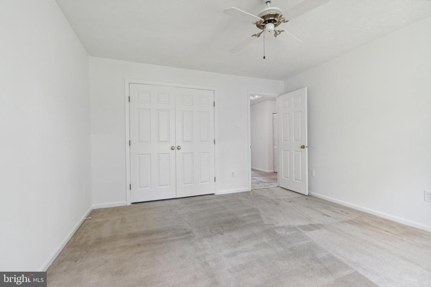 121 Bookham Lane photo 28