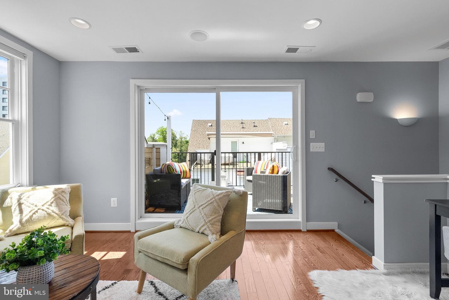 47 Ellsworth Heights Street photo 25