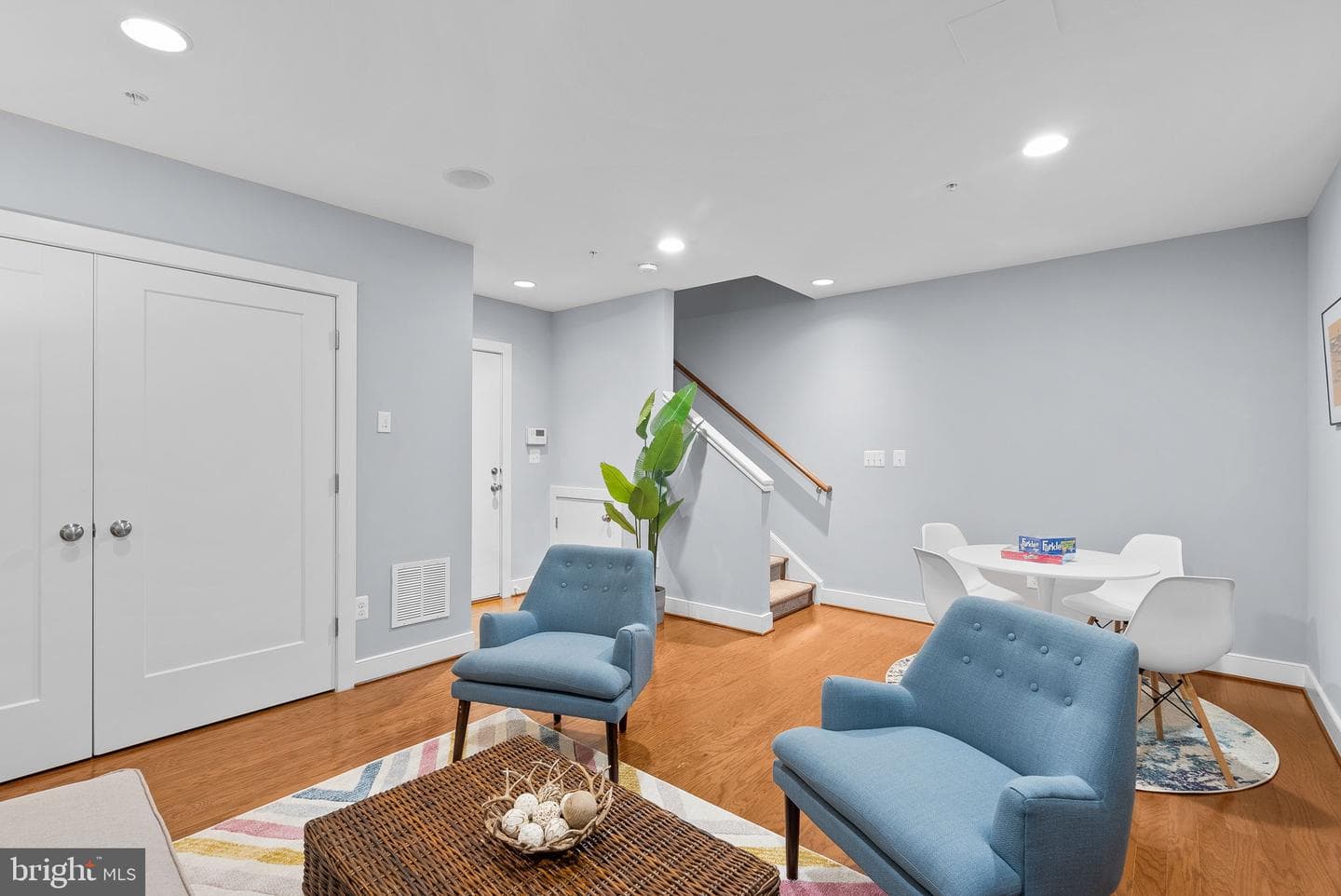 47 Ellsworth Heights Street photo 31