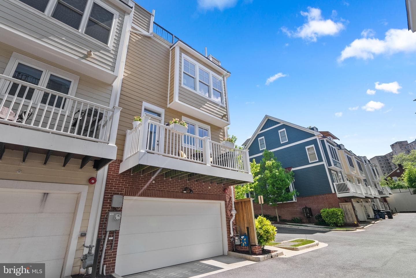 47 Ellsworth Heights Street photo 33