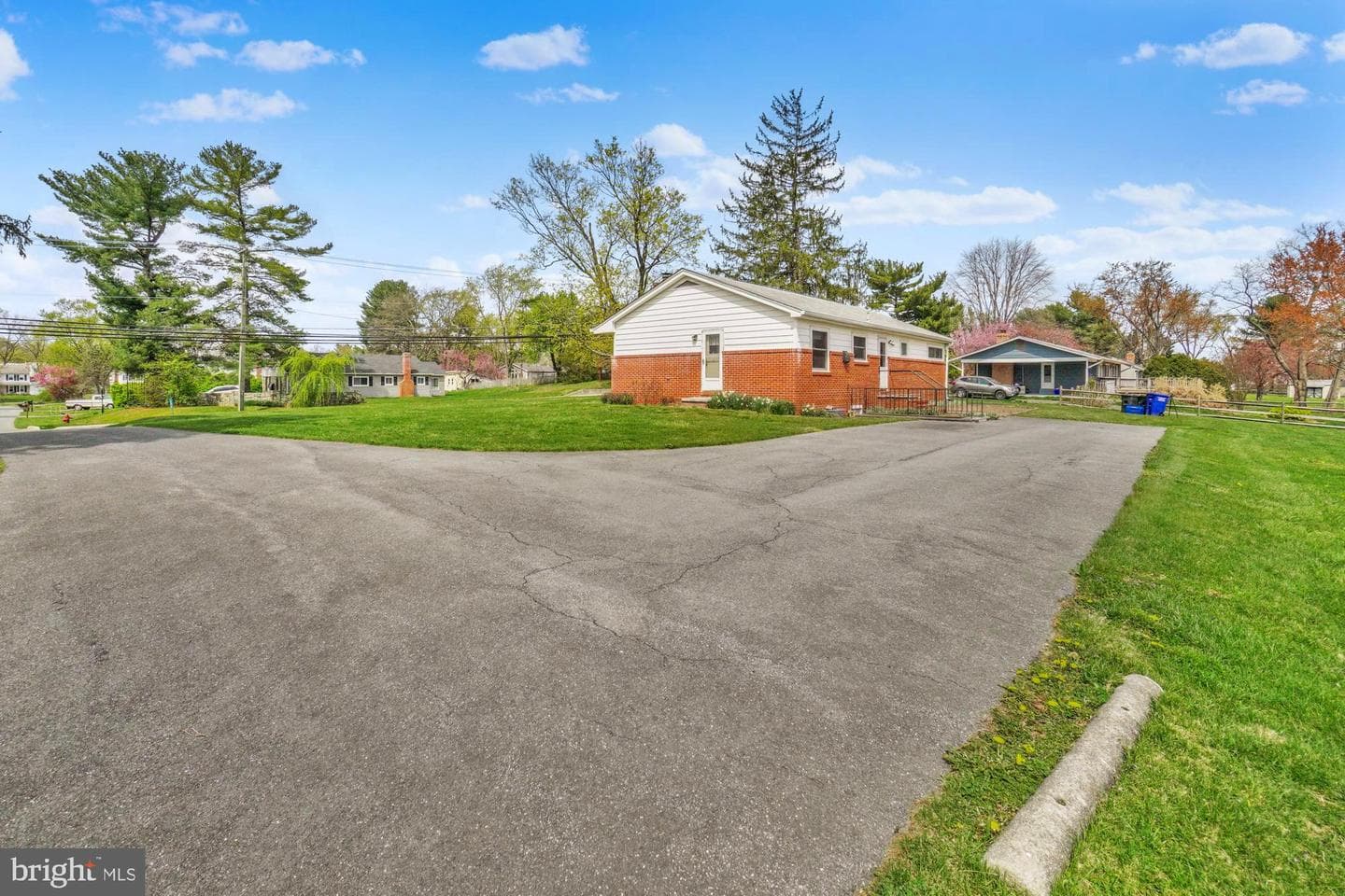19519 Fisher Avenue photo 20