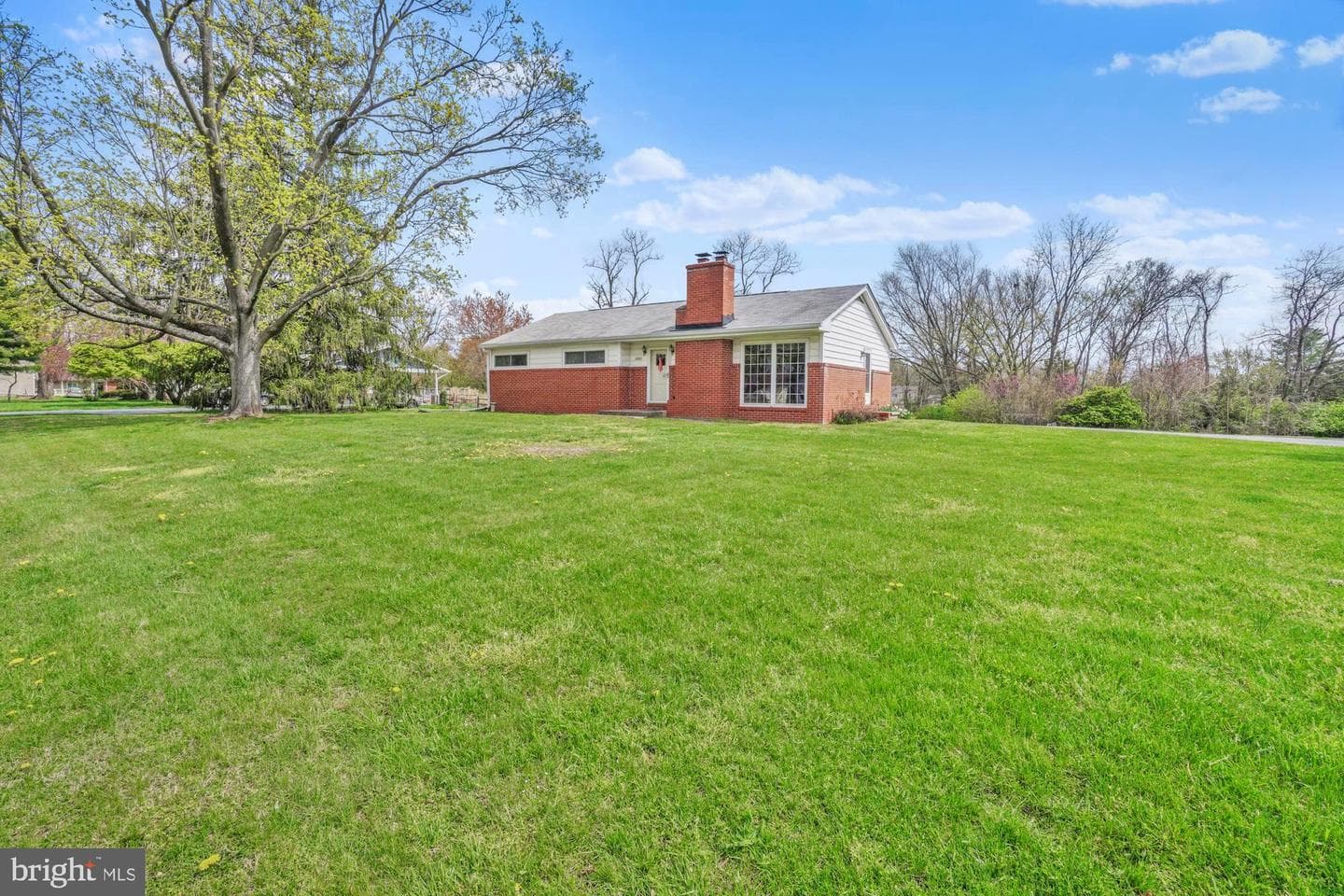19519 Fisher Avenue photo 23