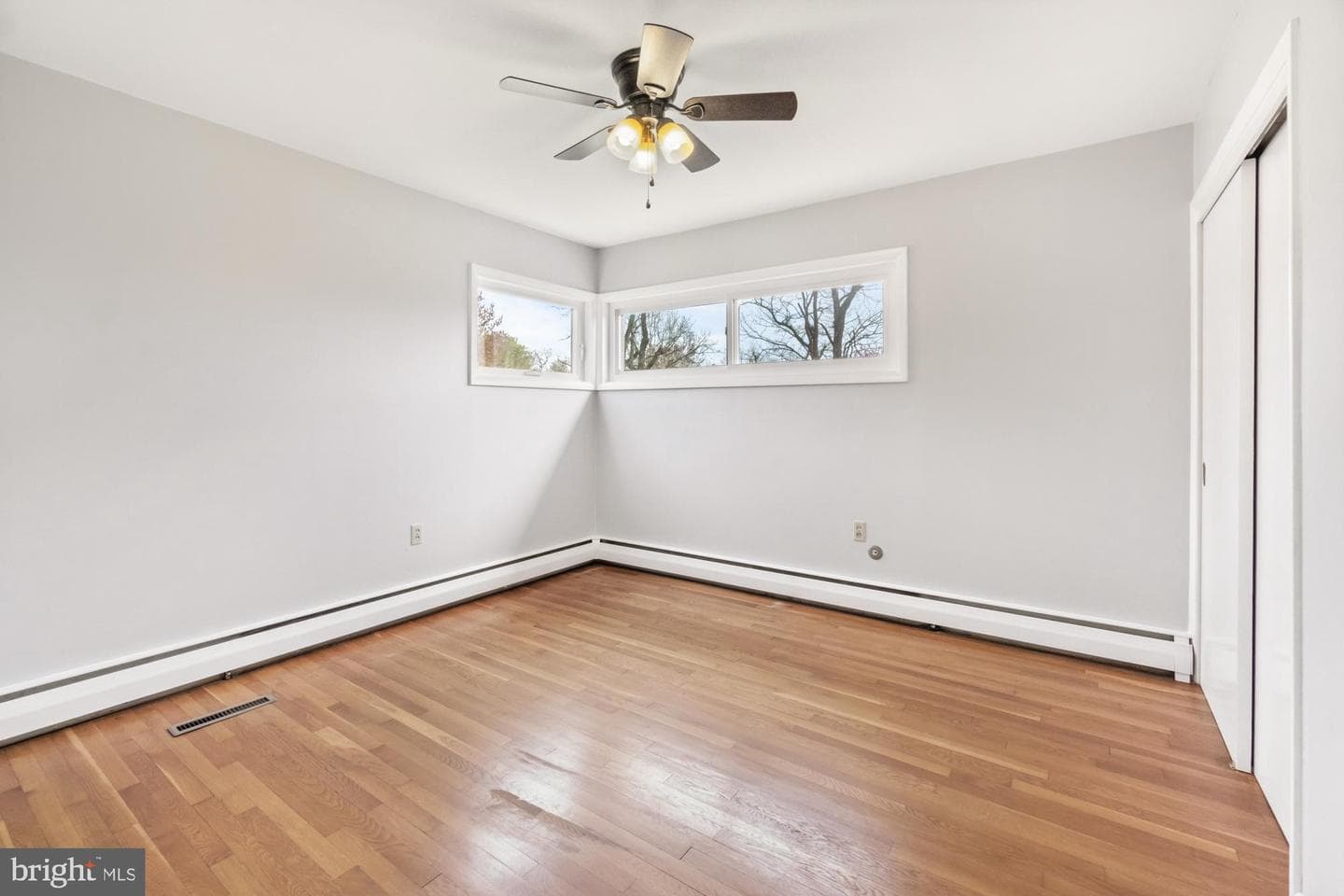 19519 Fisher Avenue photo 36
