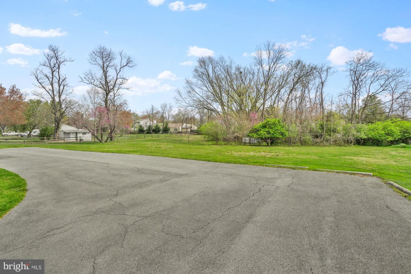 19519 Fisher Avenue photo 8